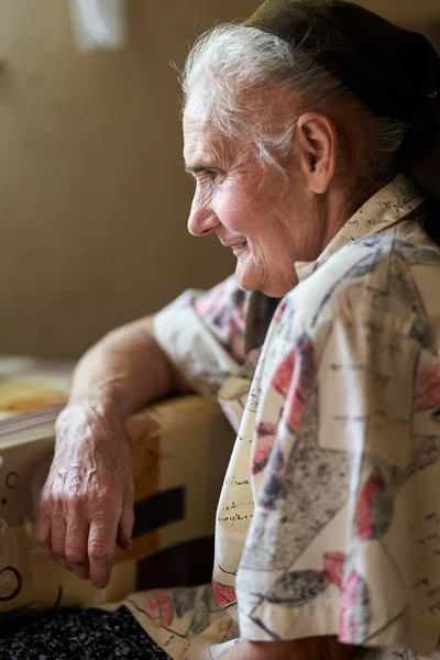 Portrait Une Vieille Femme Intérieur — Photo