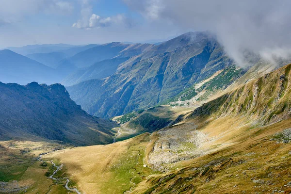 Szene Aus Dem Hochgebirge Mit Gipfeln Und Wanderwegen — Stockfoto