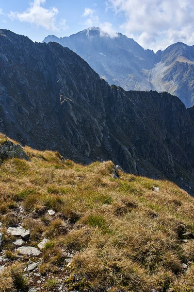 Scena Alta Montagna Con Cime Sentieri Escursionistici — Foto Stock