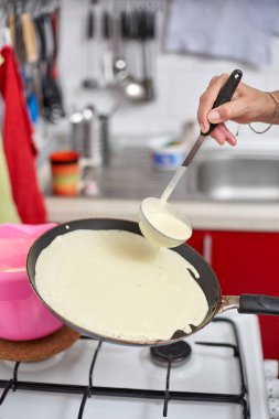 Evde amerikan krep hazırlanması Closeup, çeşitli çerçeveleme