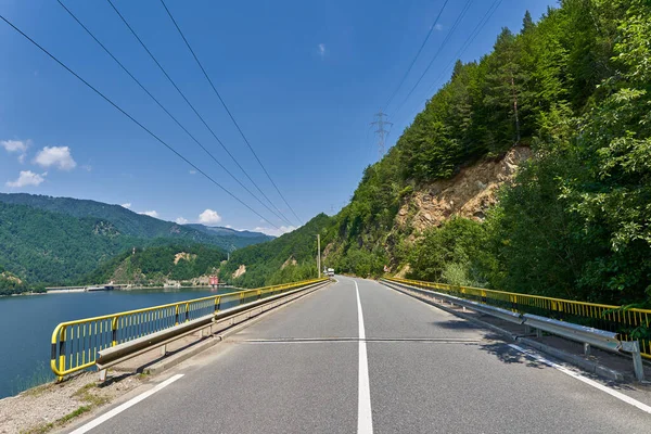 Road Dam Lake Mountains — Stock Photo, Image