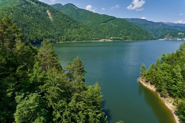 Vista Idílica Lago Montanha Belo Dia Verão — Fotografia de Stock