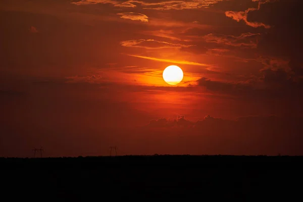 Tramonto Del Sole Sparato Attraverso Lungo Teleobiettivo — Foto Stock