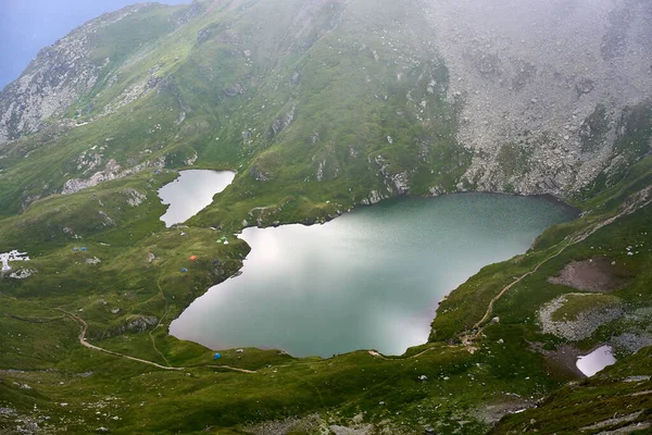 Lac Glaciaire Dans Les Hautes Montagnes Rocheuses — Photo