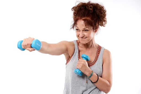 Donna Anziana Che Lavora Corso Fitness — Foto Stock