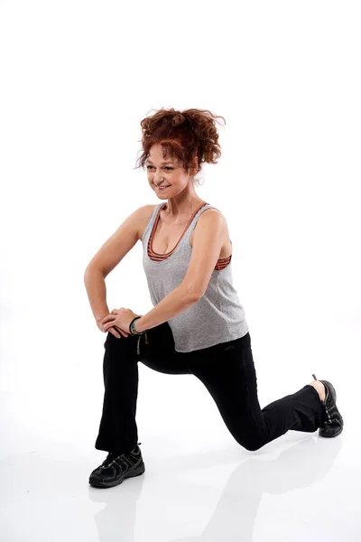 Mujer Mayor Haciendo Ejercicio Una Clase Fitness — Foto de Stock