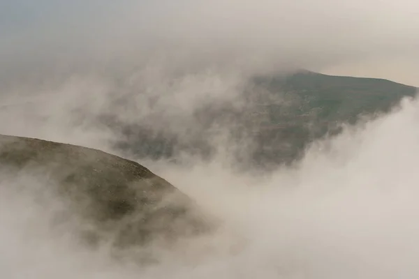 Hoogte Wolken Bergen Ideaal Voor Gebruik Als Grafische Bron Zoals — Stockfoto