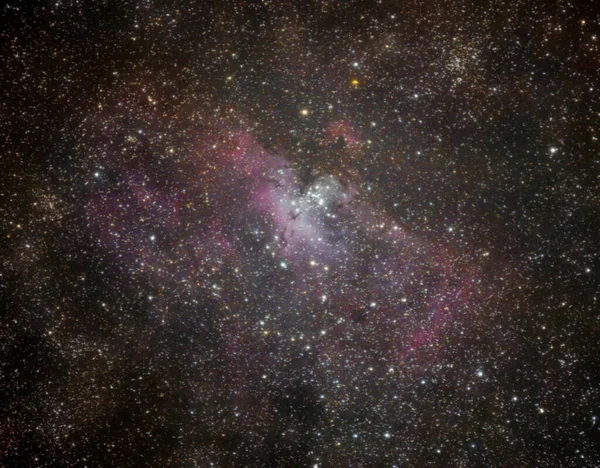 Kuzey Yarımkürede Şahsi Teleskopla Kartal Nebulası Görüntüsü — Stok fotoğraf