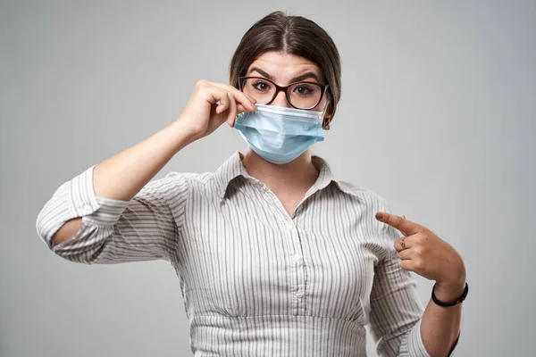 Mulher Negócios Com Máscara Protetora Contra Coronavírus Covid — Fotografia de Stock