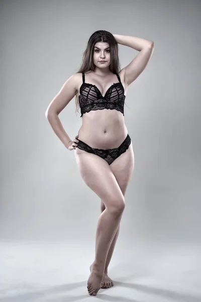 Modello Glamour Size Lingerie Nera Monocromatica — Foto Stock