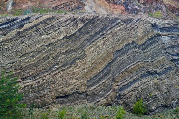 Různé Skalní Útvary Geologických Vrstvách Opuštěném Lomu — Stock fotografie