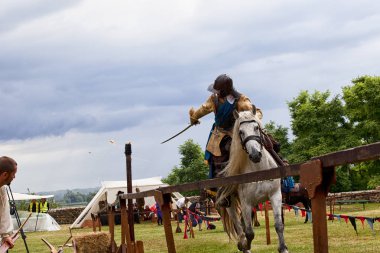 Czersk, Polonya - 23 Haziran, 2018: tarihsel piknik 