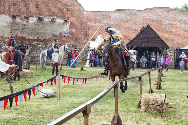 Czersk Polonia Junio 2018 Picnic Histórico Suecos Castillo Espectáculo Caballos — Foto de Stock