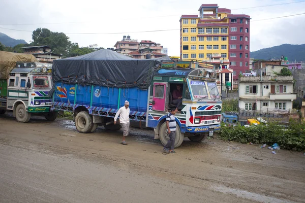 Kathmandu Nepal Juli 2018 Populära Färgglada Lastbilar Inredda Nepalesiska Stil — Stockfoto