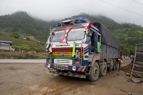 Kathmandu Nepál 2018 Július Népszerű Színes Teherautók Nepáli Stílusban Díszített — Stock Fotó