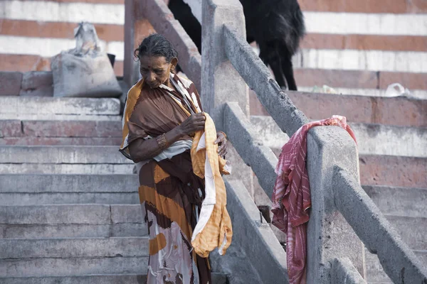 Varanasi Uttar Pradesh India Iulie 2018 Pelerin Neidentificat Care Face — Fotografie, imagine de stoc