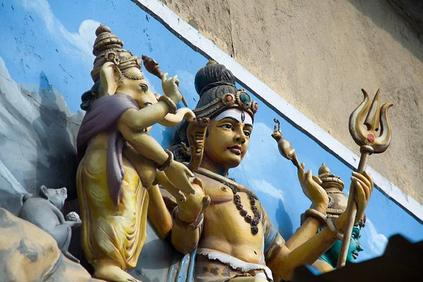 Közelkép Színes Majolika Szobrok Shiva Ganesha Erzsók Templom Madurai Tamil — Stock Fotó