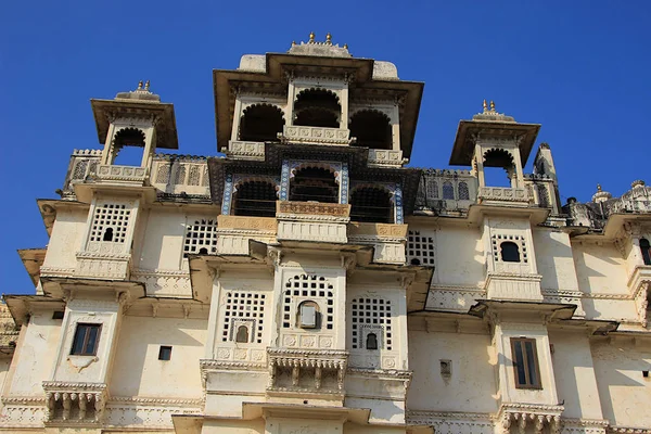 Vista Porção Fachada Palácio Cidade Udaipur Rajasthan Índia Ásia — Fotografia de Stock