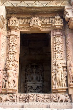 Khajuraho Parshwanath Tapınağı