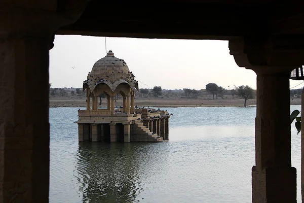 Kamień podium z baldachimem, Jaisalmer — Zdjęcie stockowe