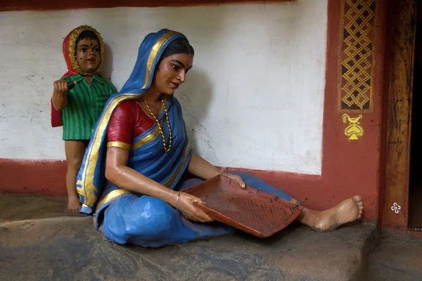 Idoles Femme Village Engagée Dans Noyau Ménage Enfant Janapada Loka — Photo
