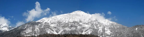 美しい風景の山と雪のパノラマ背景 ドイツ バートライヘンハルの写真 — ストック写真