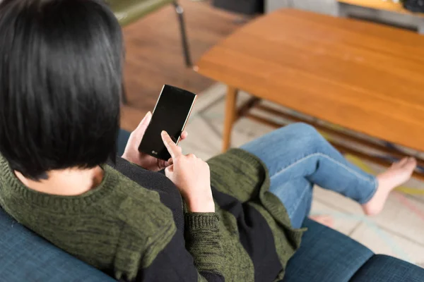 Asian Woman Using Cellphone House — Stock Photo, Image