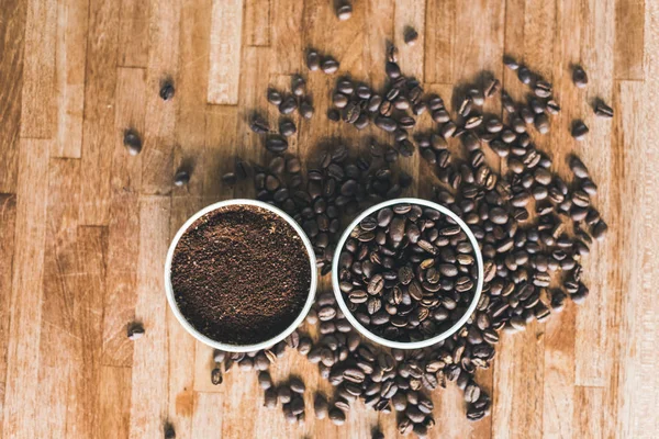 Koffiedik Bonen Houten Tafel Met Niemand — Stockfoto