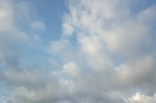 Sfondo Della Natura Nuvole Bianche Sul Cielo Blu — Foto Stock