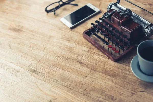 Máquina Escribir Vintage Mesa Madera Con Copyspace — Foto de Stock