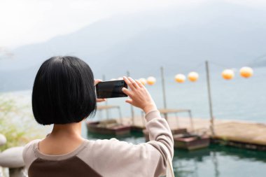 Asyalı kadın almak bir resim