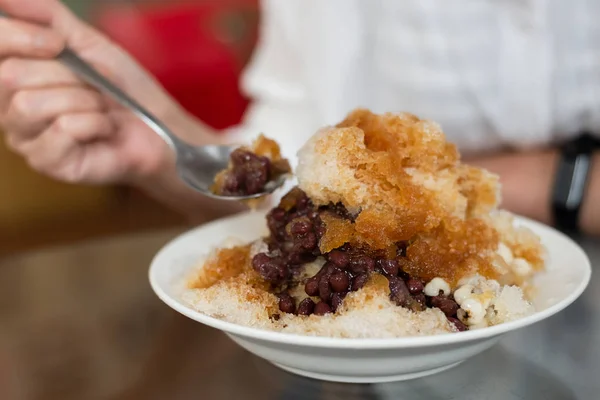 Знаменитий Тайвань закуски з поголитися льоду — стокове фото