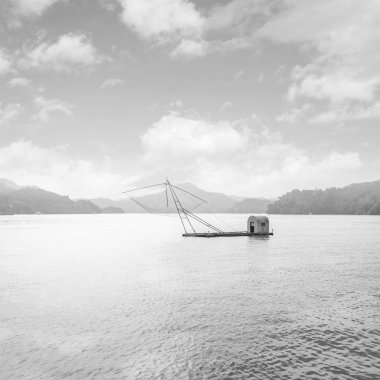 Güneş ay göl manzara