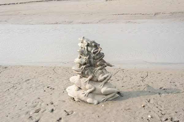 Nueve pilas de estatuas de rana en Sun Moon Lake — Foto de Stock