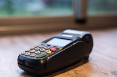 kredi kartı makinesi