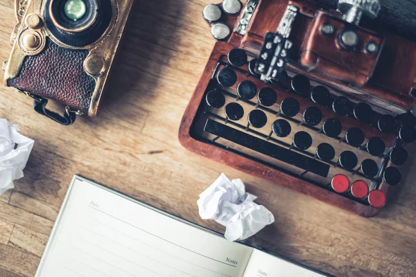 Note book with typewriter — Stock Photo, Image