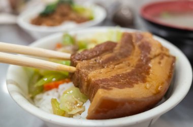 soya Komposto domuz eti pilav ile