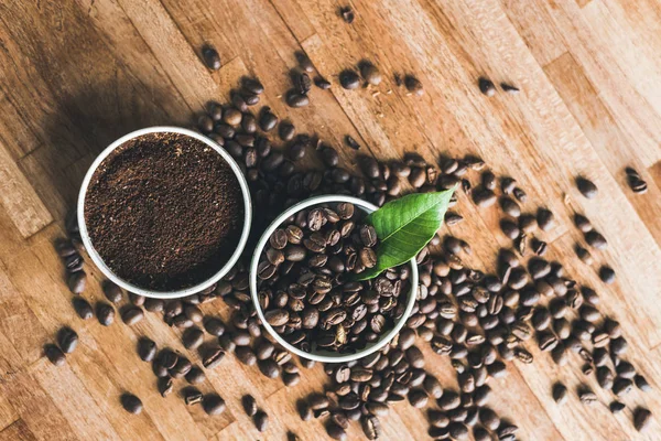 Koffie gronden en bonen — Stockfoto