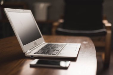 laptop Masası