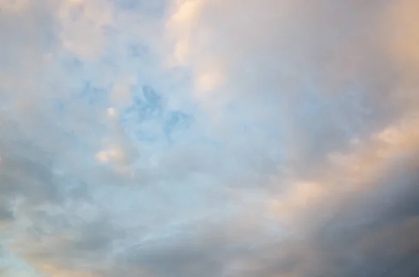 하늘에 일몰 구름의 배경 — 스톡 사진
