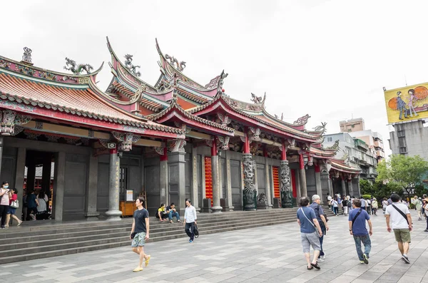 ताइपे में HSING TIAN KONG का प्रसिद्ध मंदिर — स्टॉक फ़ोटो, इमेज