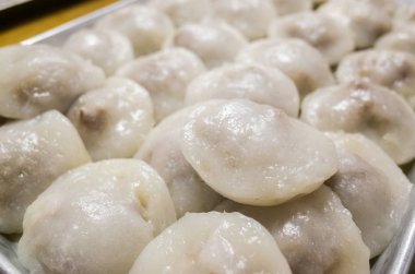 Bir çanak bir grup Tayvan köfte