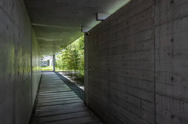 Corridor with bamboo tree in Yuhsiu Museum Art — Stock Photo, Image