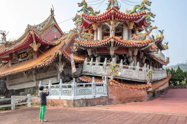 Rovine di terremoto di tempio di Wuchanggong — Foto Stock