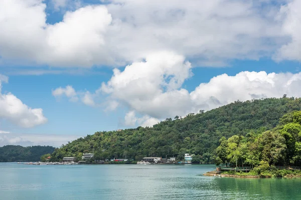 Sun moon lake csónakokkal — Stock Fotó