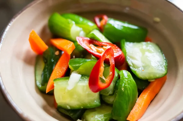 salatalık turşusu ile çin meze