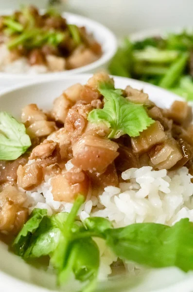 Çin domuz pirinç kızarmış