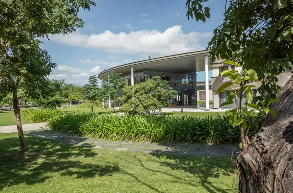 Edifício do Museu de Arte Taitung em estilo moderno — Fotografia de Stock