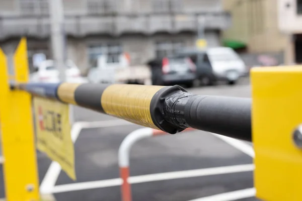 Automatisches Schrankensystem für die Sicherheit — Stockfoto