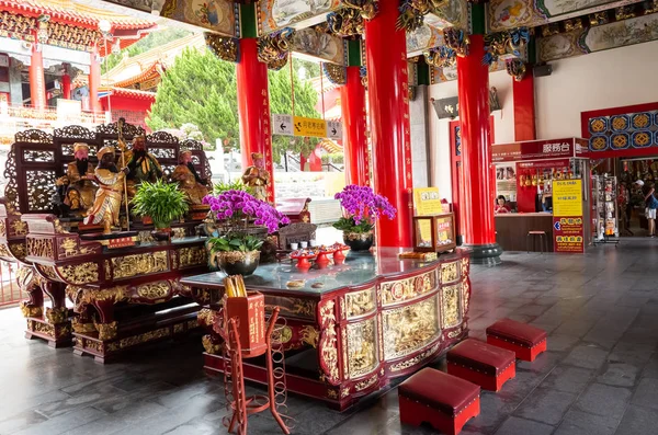 Edificio interior del famoso monumento del templo de Wenwu — Foto de Stock